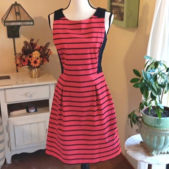 NWT Tommy Hilfiger Striped Dress - Picture 1 of 8